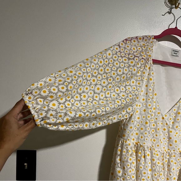 Aritzia Sunday Best Bonita Daisy print yellow white babydoll dress Large - Picture 7 of 10